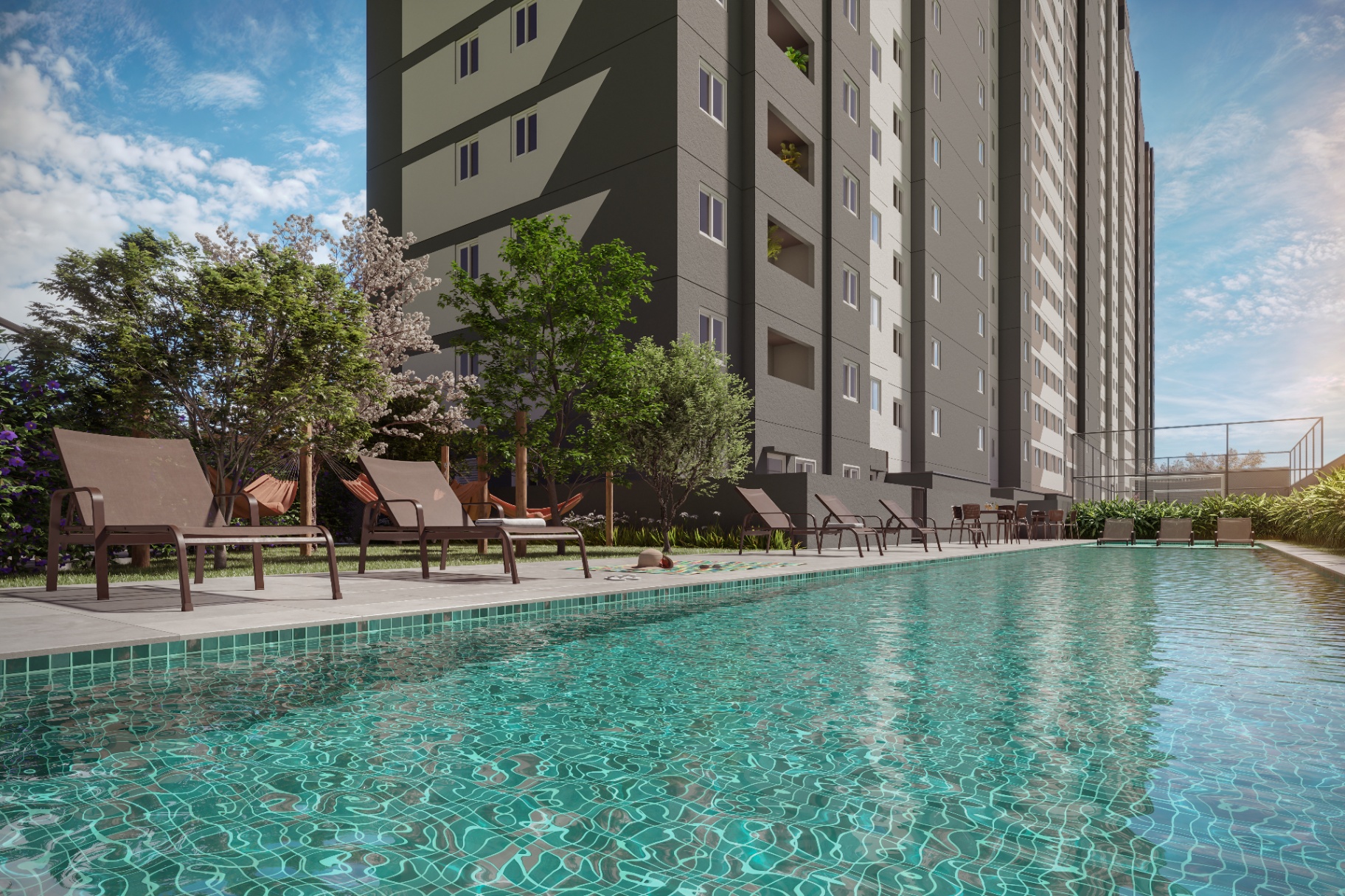 Piscina adulto com deck